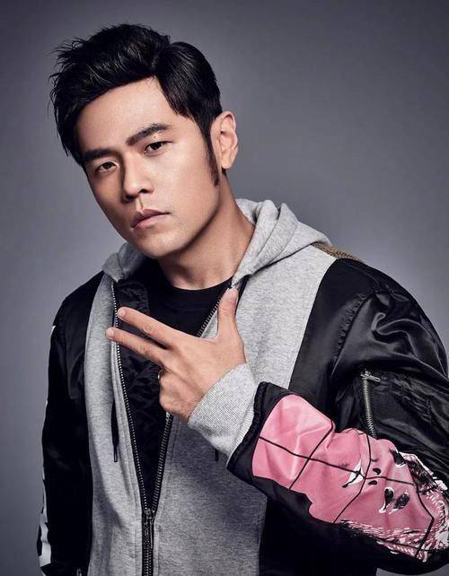 成也“流量”败也“流量”，流量明星最后的出路在哪里？